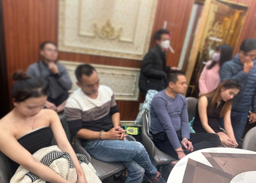 Phê chuẩn khởi tố 3 đối tượng tổ chức sử dụng trái phép chất ma túy
